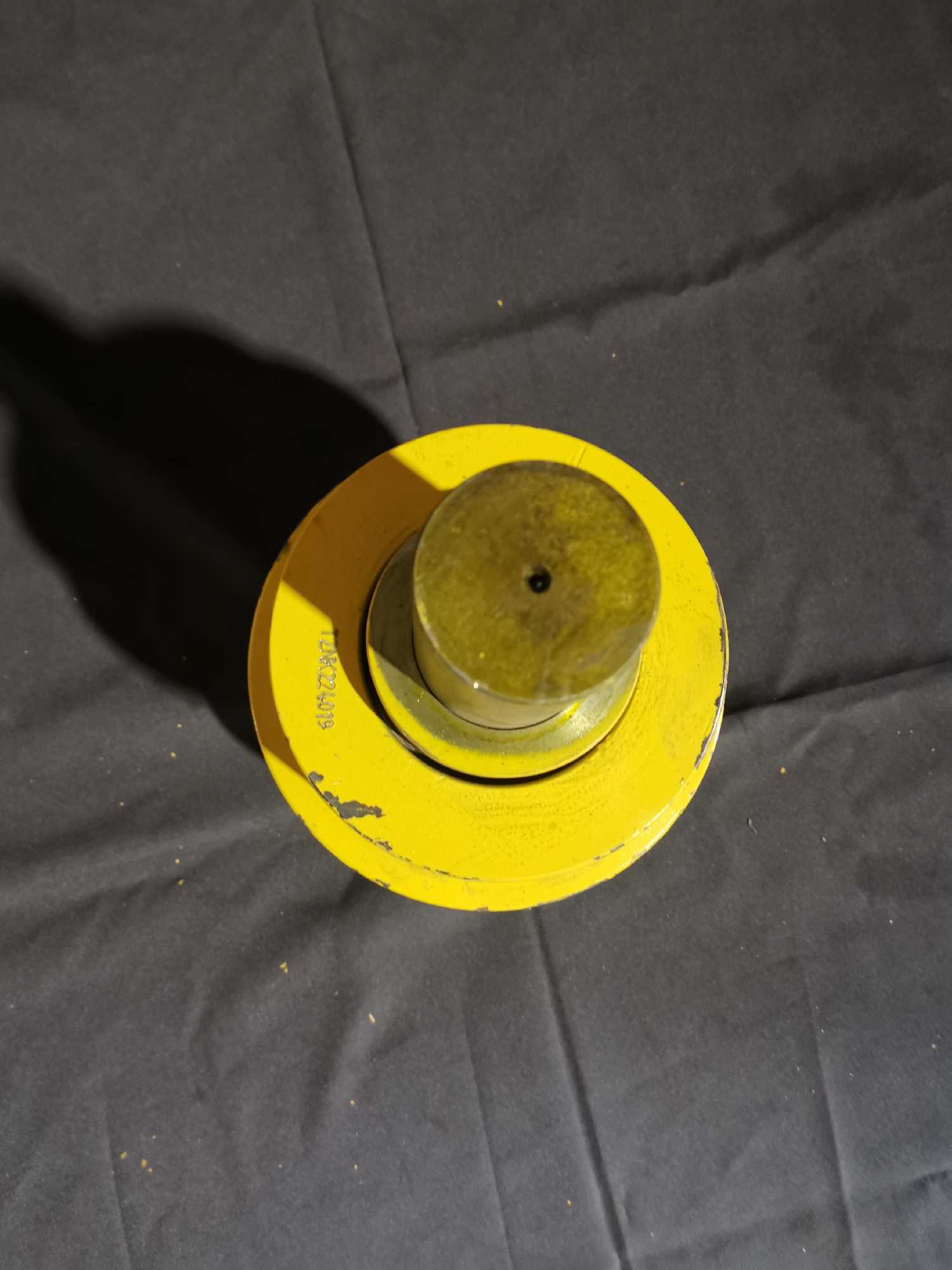 Каток поддерживающий 207-30-00550-QL/UH100K0B/207-30-00551/207-30-00640/Komatsu PC300 Каток поддерживающий 207-30-00550-QL/UH100K0B/207-30-00551/207-30-00640/Komatsu PC300
