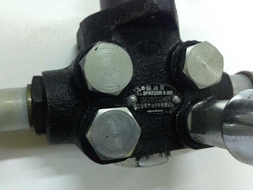 Насос подкачки топлива SP/F2205.5-305 61567G3-1/614080719 Насос подкачки топлива SP/F2205.5-305 61567G3-1/614080719